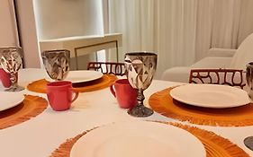 Apartamento em Beach Class Praia de Iracema Por CasAmarInn